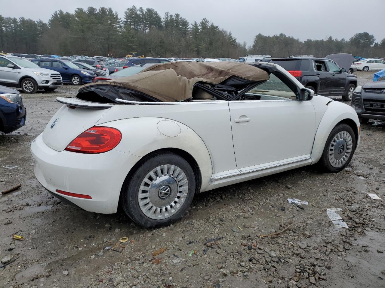 Изображение 3 2013 VOLKSWAGEN BEETLE  2013 с VIN 3VW5P7AT1DM818145