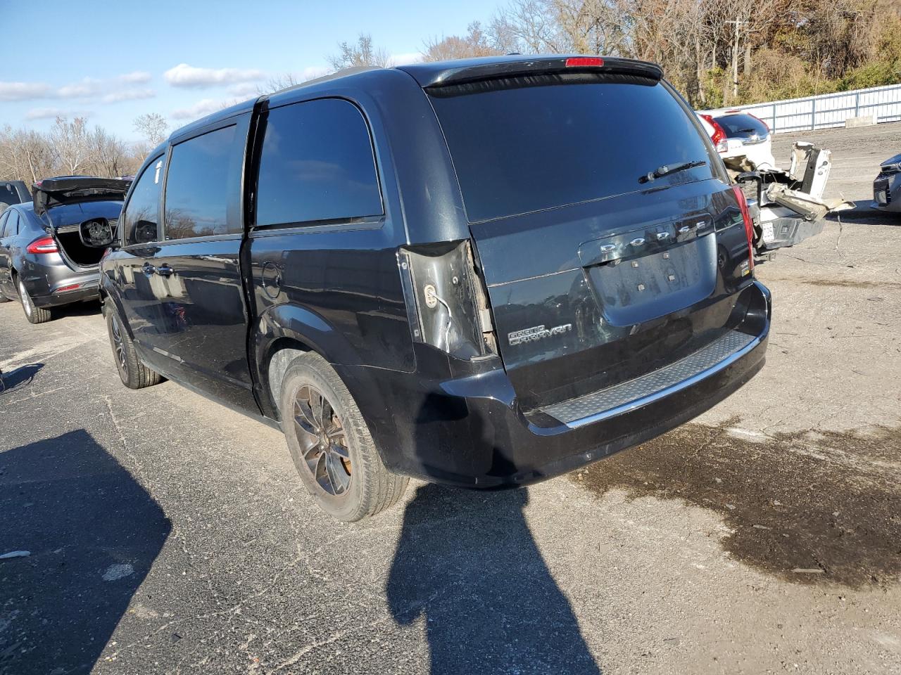 Image 2 of 2018 DODGE GRAND CARAVAN GT 2018 with VIN 2C4RDGEG9JR346341