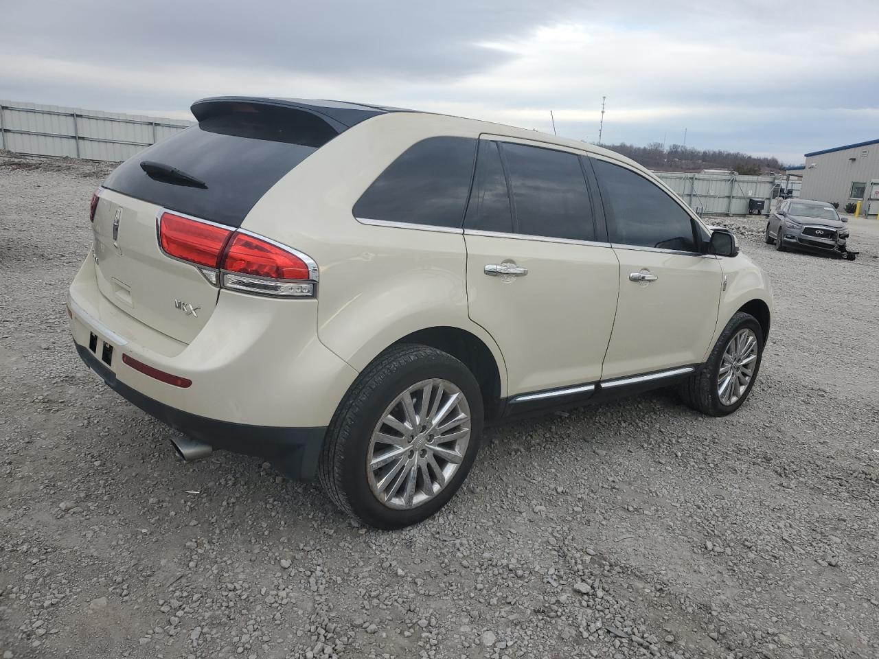 Obraz 3 z 2014 LINCOLN MKX  2014 z VIN 2LMDJ6JK1EBL14151