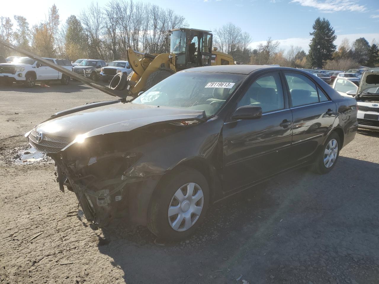 Image 1 of 2002 TOYOTA CAMRY LE 2002 with VIN JTDBE32K820054319