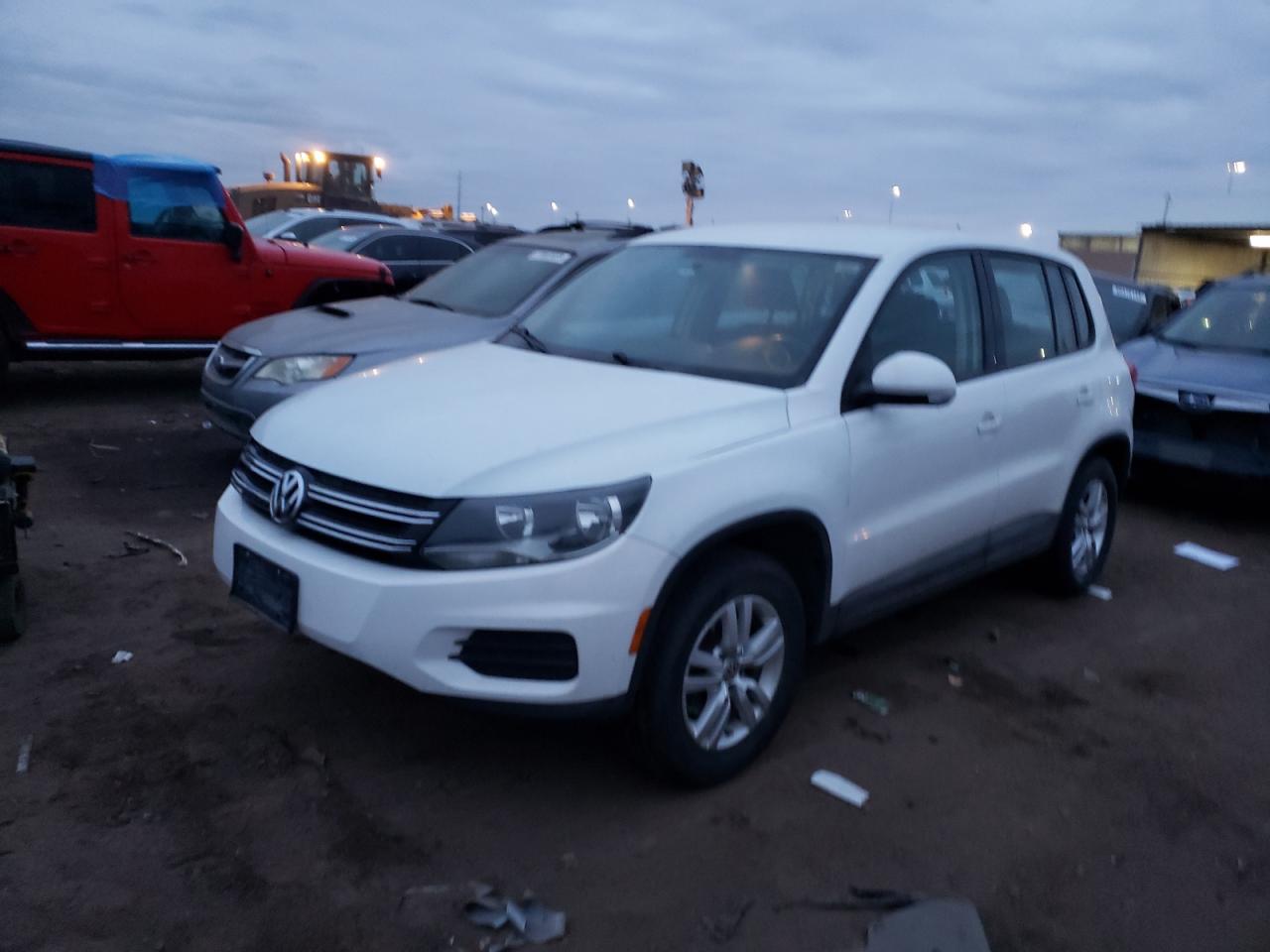 Изображение 1 2014 VOLKSWAGEN TIGUAN S 2014 с VIN WVGAV3AX4EW529082