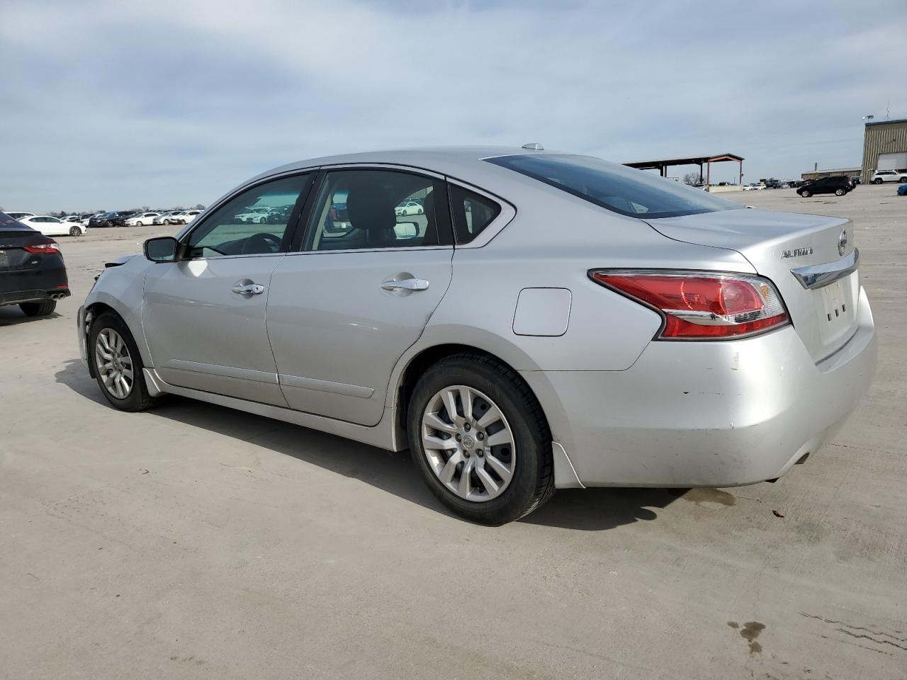 Obraz 2 z 2015 NISSAN ALTIMA 2.5 2015 z VIN 1N4AL3AP2FC411597
