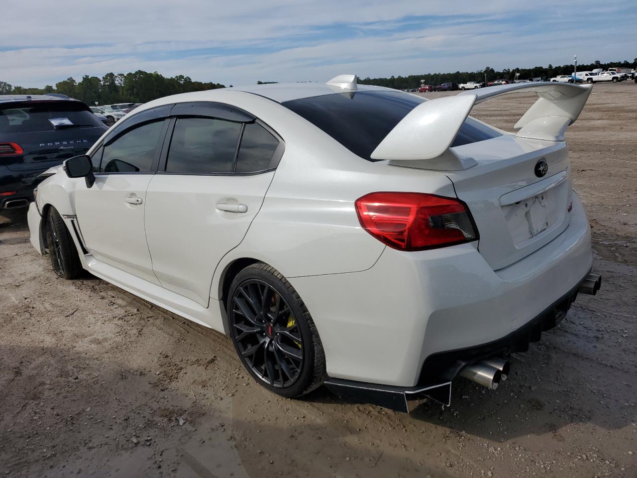 Изображение 2 Subaru Wrx Sti 2019 с VIN JF1VA2S65K9818540