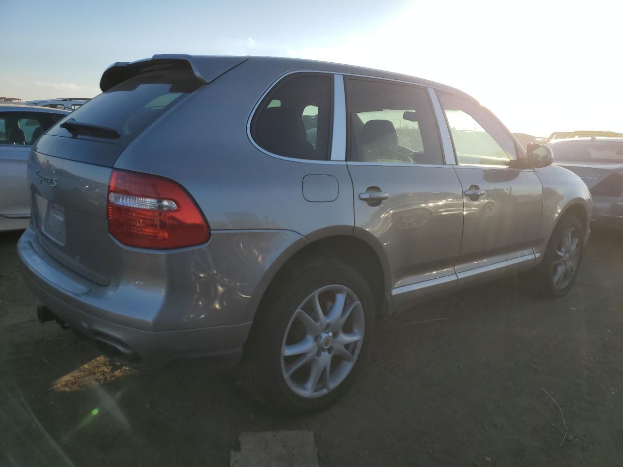 Изображение 3 Porsche Cayenne S 2008 с VIN WP1AB29PX8LA54411