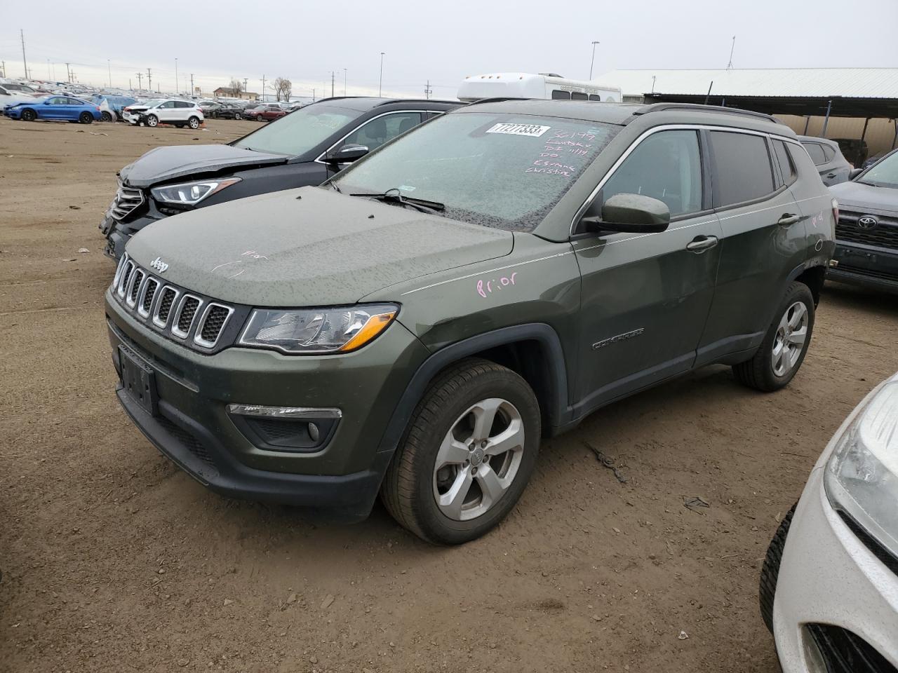 Image 1 of 2019 JEEP COMPASS LATITUDE 2019 with VIN 3C4NJDBBXKT841208