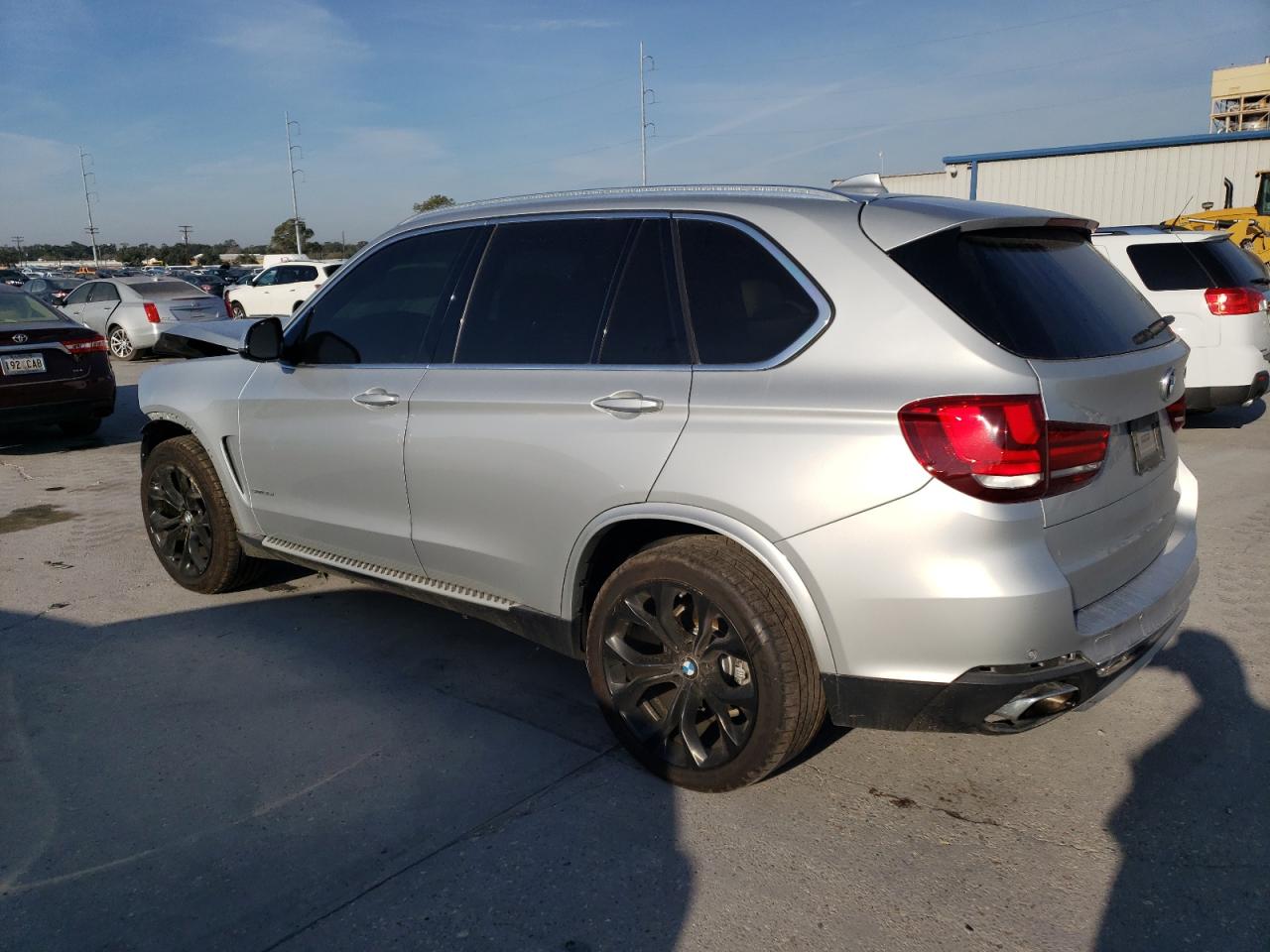 Изображение 2 2018 BMW X5 SDRIVE35I 2018 с VIN 5UXKR2C51J0X10042
