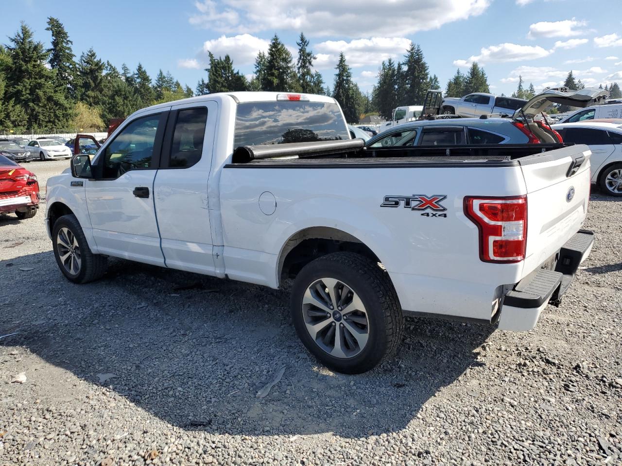 Obraz 2 z 2019 FORD F150 SUPER CAB 2019 z VIN 1FTEX1EP6KKD57039