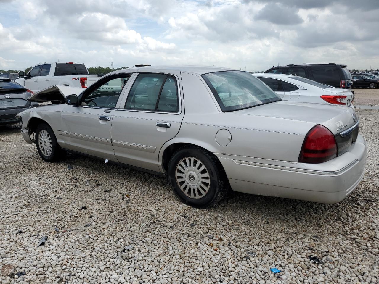 Image 2 of Mercury Grand Marquis Ls 2008 with VIN 2MEHM75V38X618784