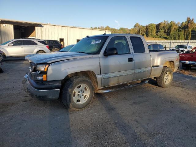 Image 1 of 2004 CHEVROLET SILVERADO K1500 2004 with VIN 1GCEK19T04Z253582