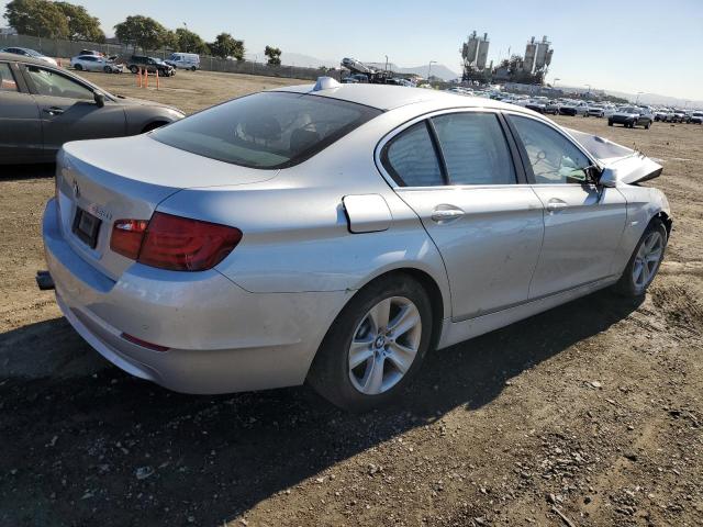 Obraz 3 z 2011 BMW 5 SERIES 528 I 2011 z VIN WBAFR1C51BC740586