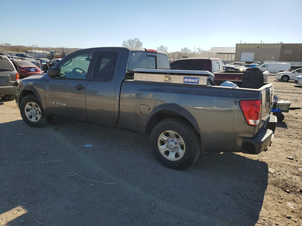 Изображение 2 2005 NISSAN TITAN XE 2005 с VIN 1N6BA06A95N558877