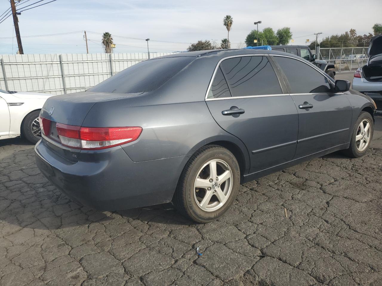 Изображение 3 2003 HONDA ACCORD EX 2003 с VIN JHMCM56603C085319