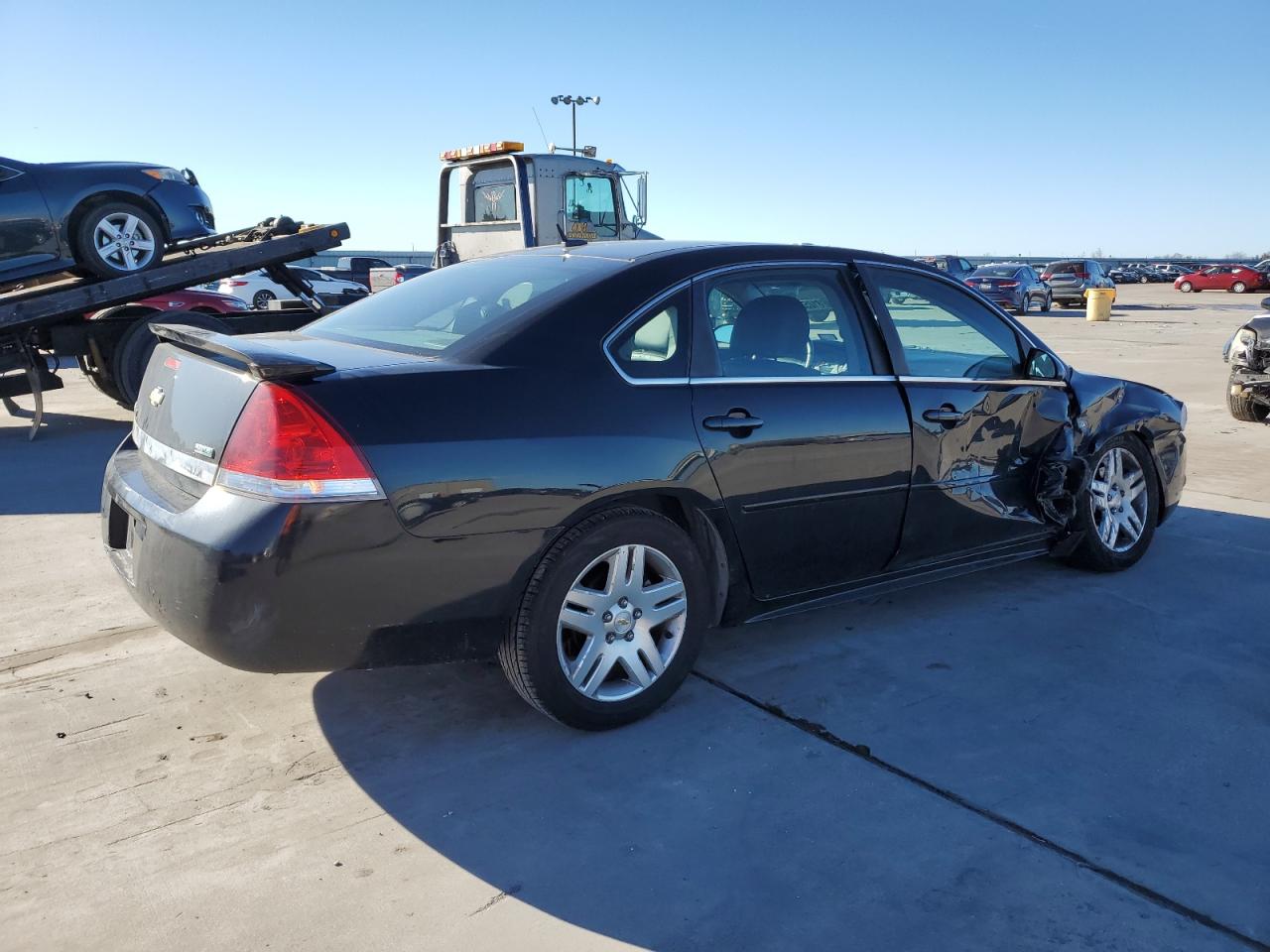 Image 3 of 2011 CHEVROLET IMPALA LT 2011 with VIN 2G1WG5EK9B1180947