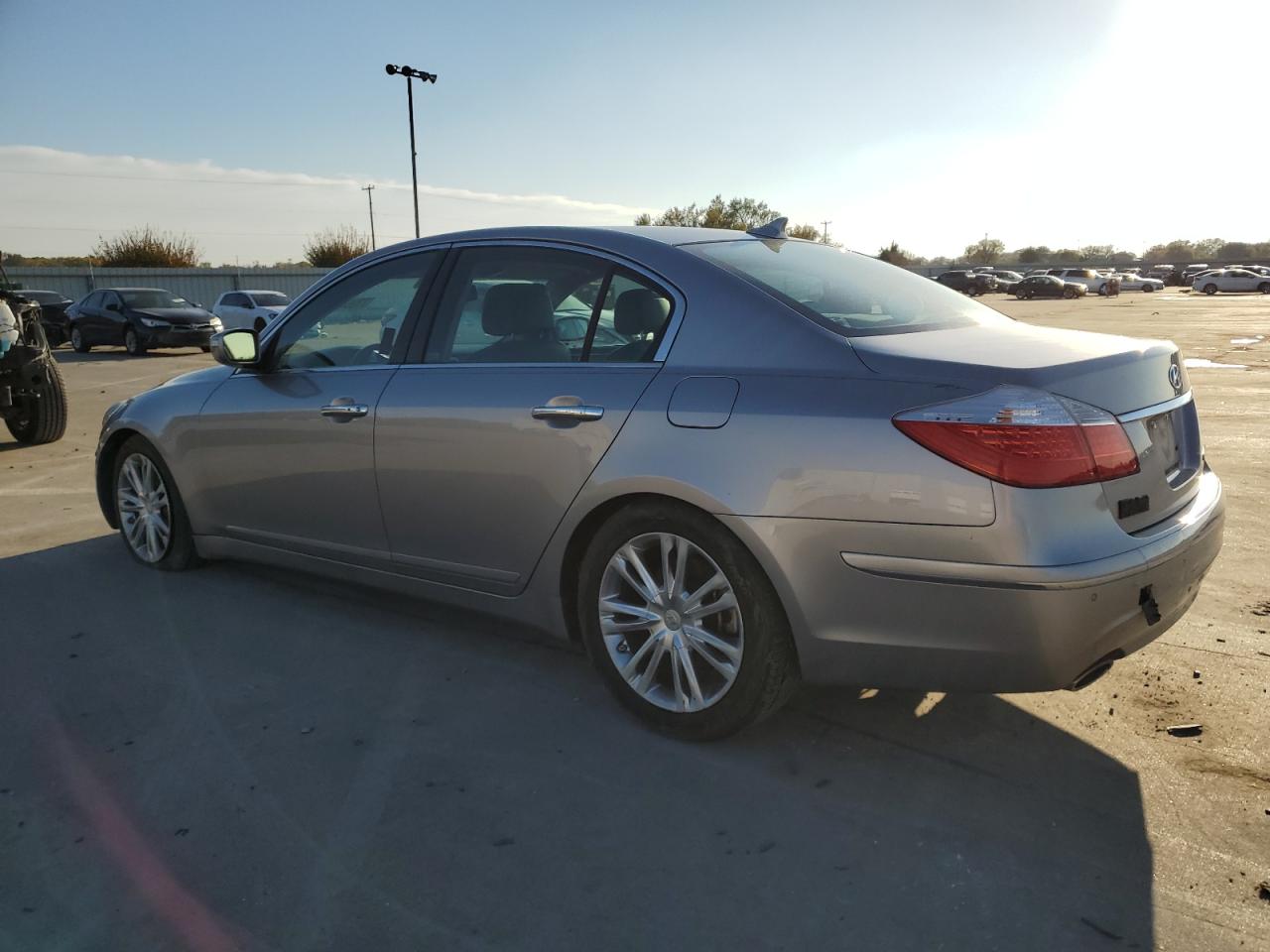 Image 2 of 2009 HYUNDAI GENESIS 4.6L 2009 with VIN KMHGC46F59U050614