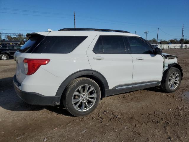 Image 3 of 2020 FORD EXPLORER XLT 2020 with VIN 1FMSK7DH5LGD05173