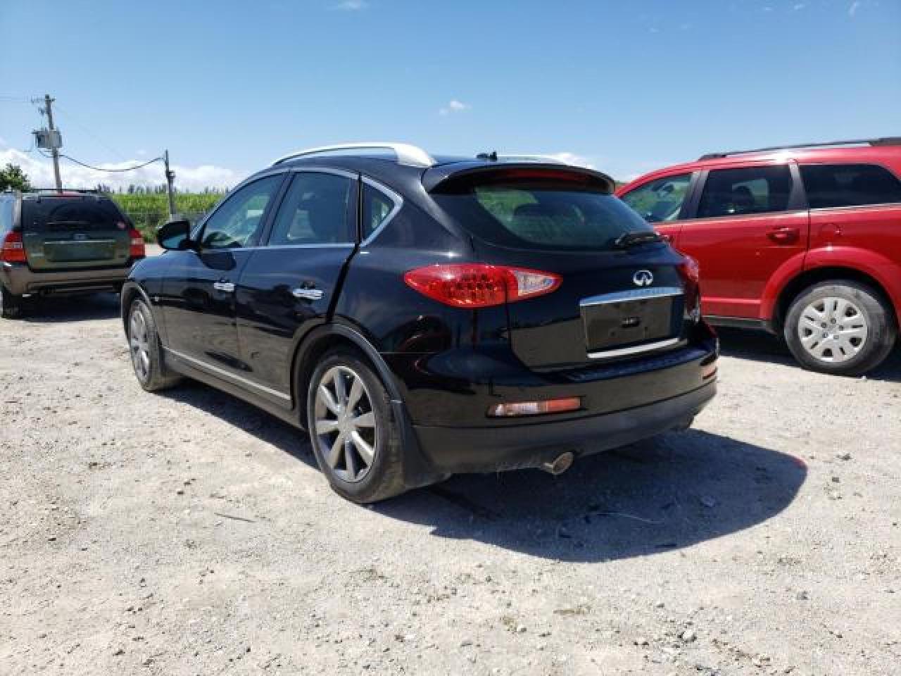 Obraz 2 z 2015 INFINITI QX50  2015 z VIN JN1BJ0HR9FM772218
