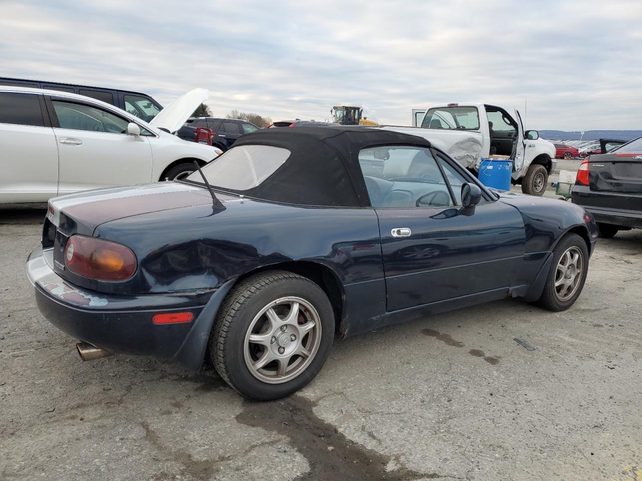 Image 3 of 1996 MAZDA MX-5 MIATA  1996 with VIN JM1NA3539T0707982