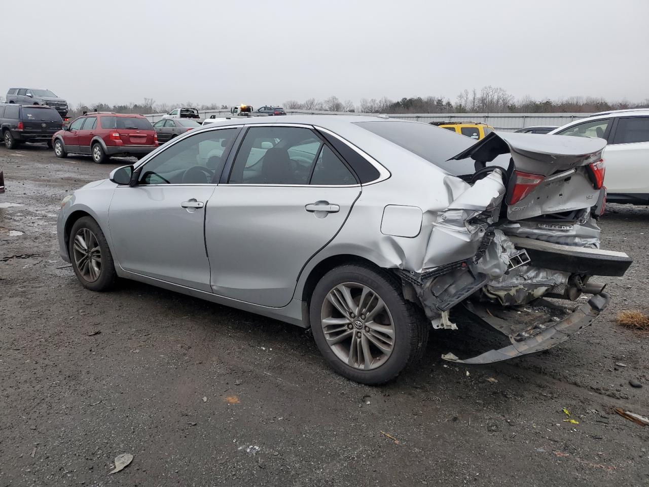 Изображение 2 2015 TOYOTA CAMRY LE 2015 с VIN 4T1BF1FK9FU913939