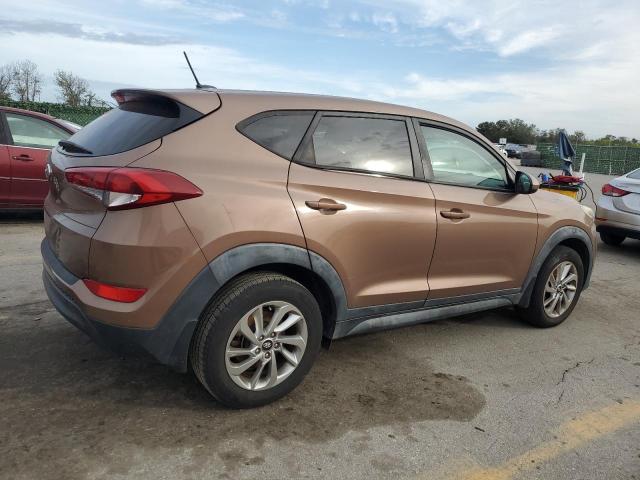 Image 3 of 2016 HYUNDAI TUCSON SE 2016 with VIN KM8J23A46GU196915