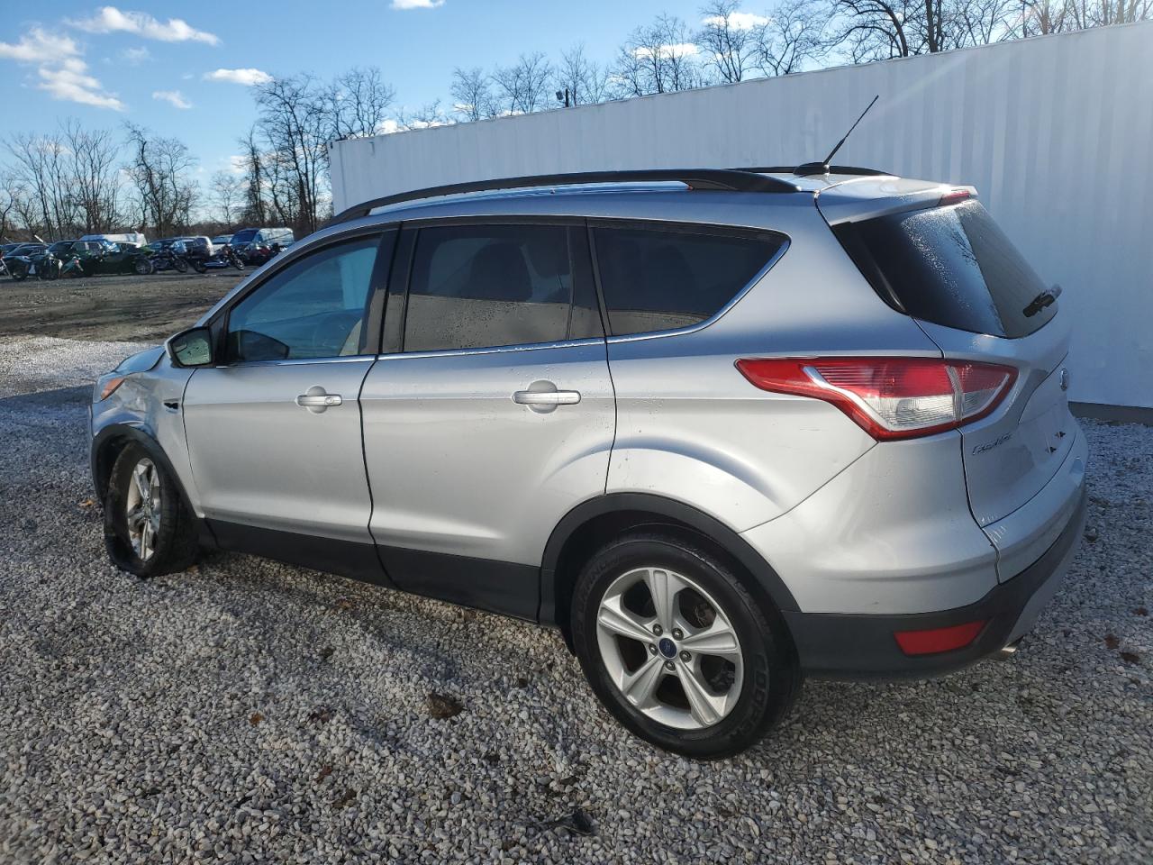 Obraz 2 z 2016 FORD ESCAPE SE 2016 z VIN 1FMCU9GXXGUC17496