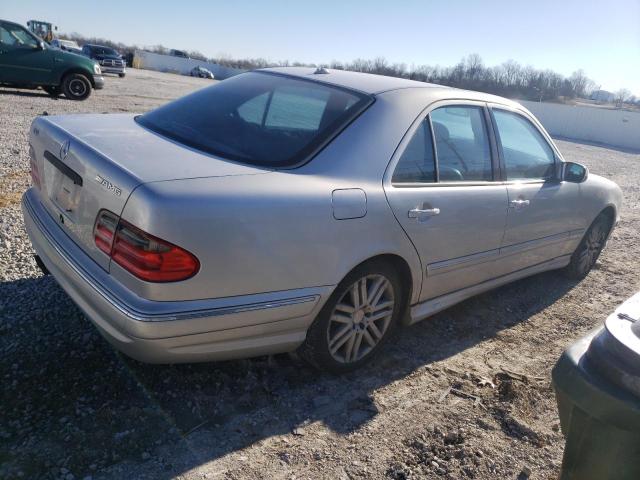 Obraz 3 z 2002 MERCEDES-BENZ E 55 AMG 2002 z VIN WDBJF74J02B473126