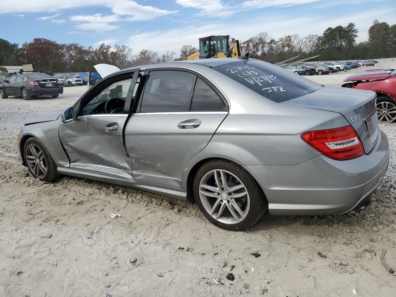 Изображение 2 2014 MERCEDES-BENZ C 250 2014 с VIN WDDGF4HB1EA942740