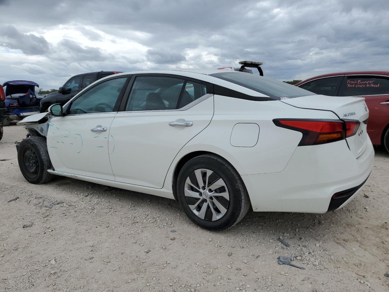 Obraz 2 z 2020 NISSAN ALTIMA S 2020 z VIN 1N4BL4BVXLC251908
