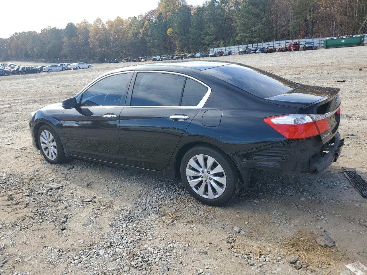 Image 2 of 2015 HONDA ACCORD EX 2015 with VIN 1HGCR2F70FA070119