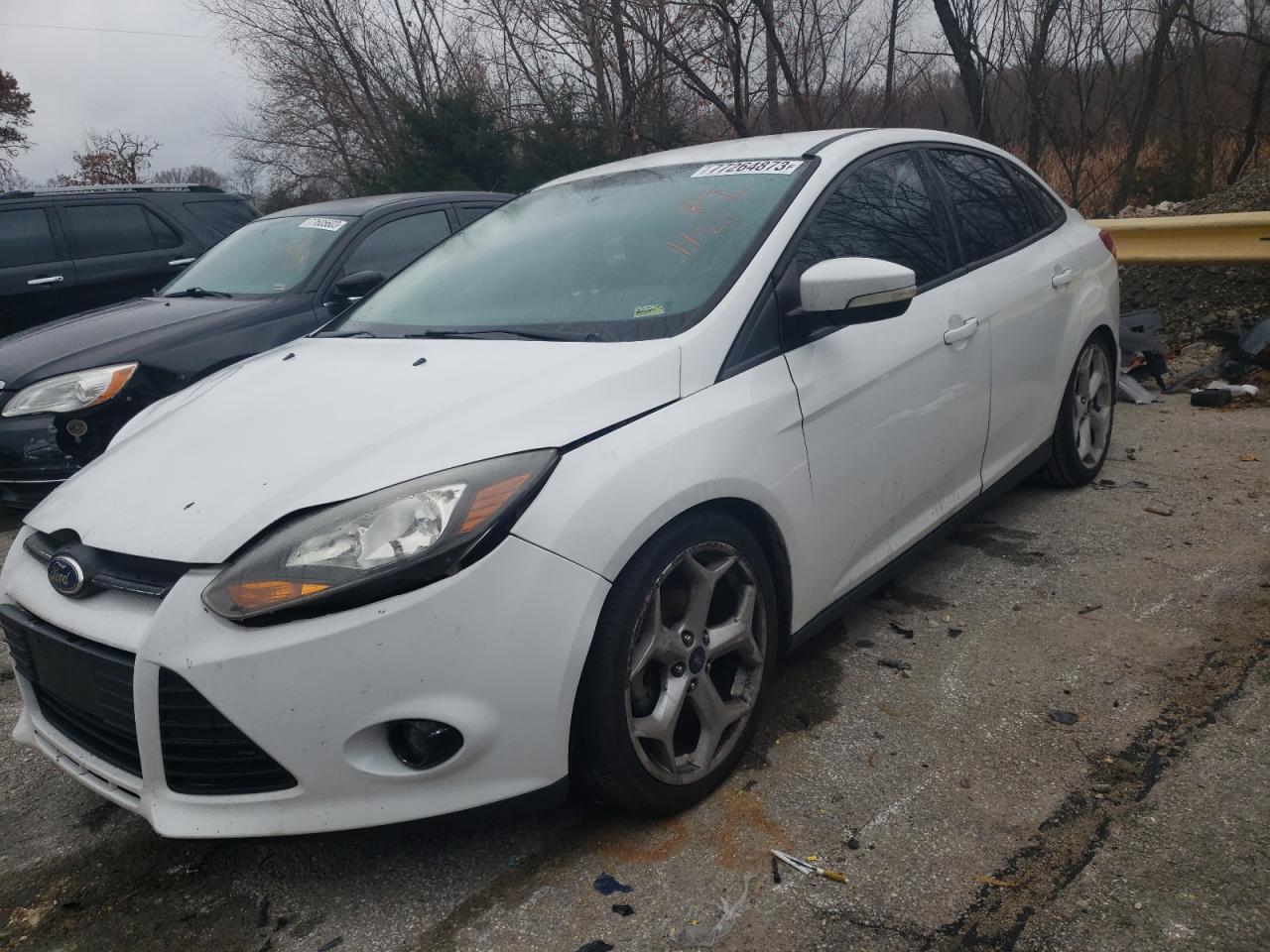 Image 1 of 2014 FORD FOCUS SE 2014 with VIN 1FADP3F2XEL351419