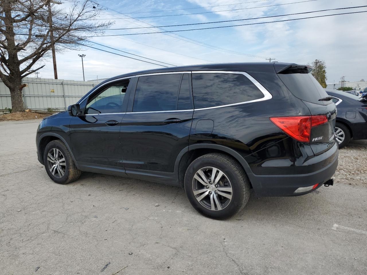 Изображение 2 2018 HONDA PILOT EXL 2018 с VIN 5FNYF5H52JB008165