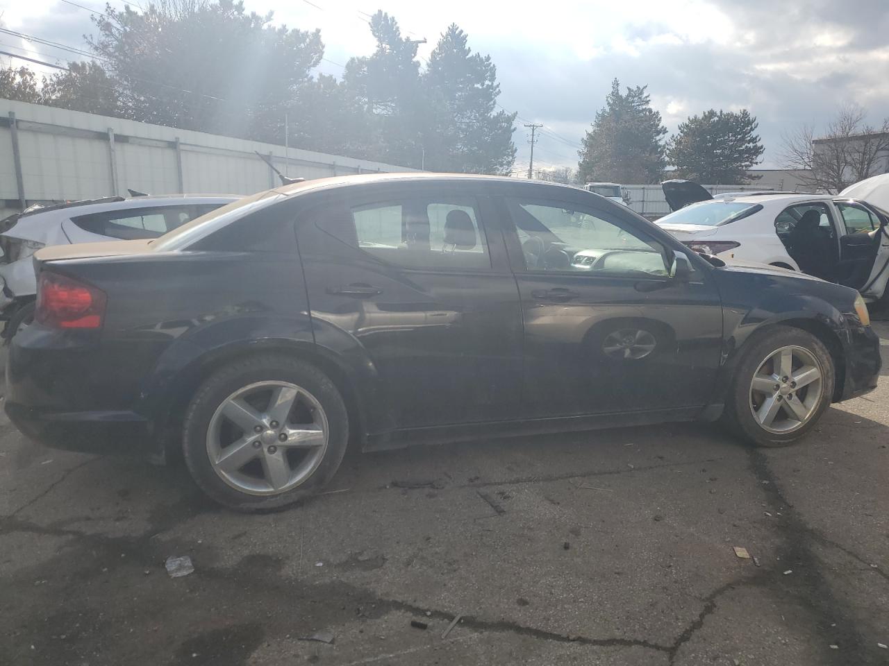 Изображение 3 2012 DODGE AVENGER SE 2012 с VIN 1C3CDZAB4CN147276