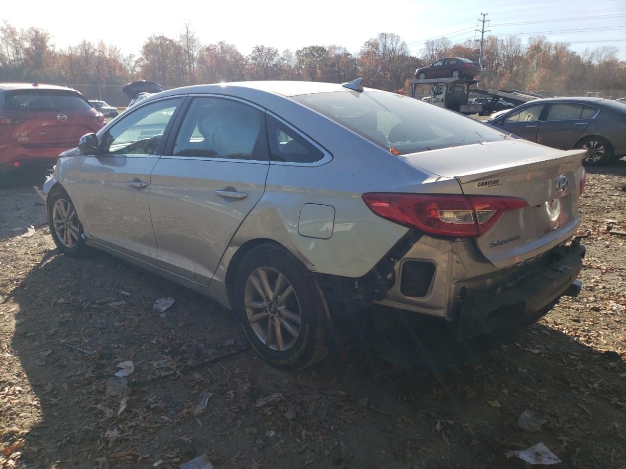Image 2 of 2017 HYUNDAI SONATA SE 2017 with VIN 5NPE24AF5HH460618