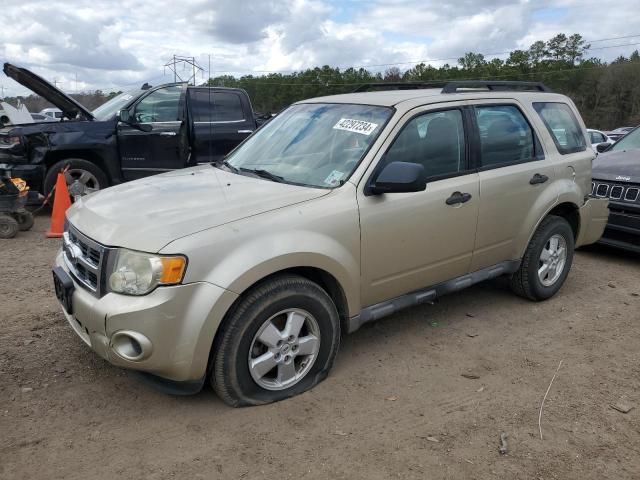 Изображение 1 2010 FORD ESCAPE XLS 2010 с VIN 1FMCU0C77AKA31595