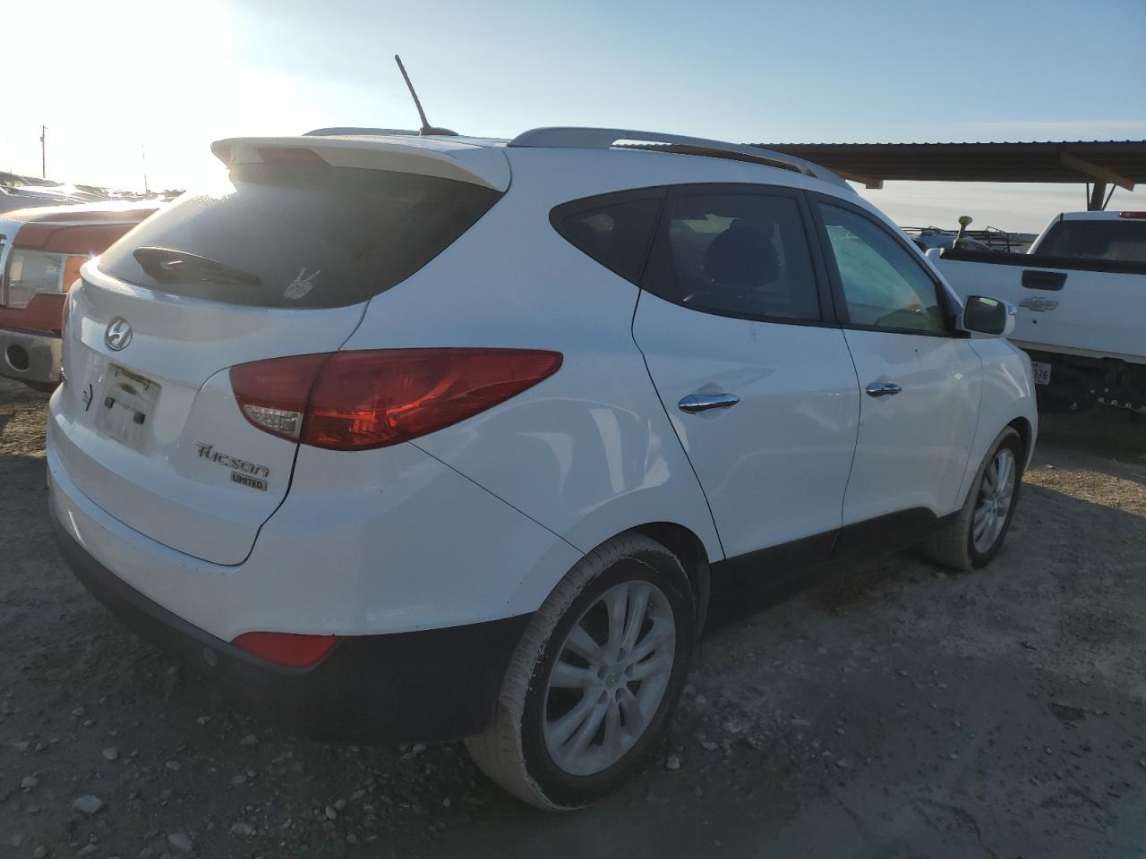 Image 3 of 2022 HYUNDAI TUCSON GLS 2022 with VIN KM8JU3AC3DU751896