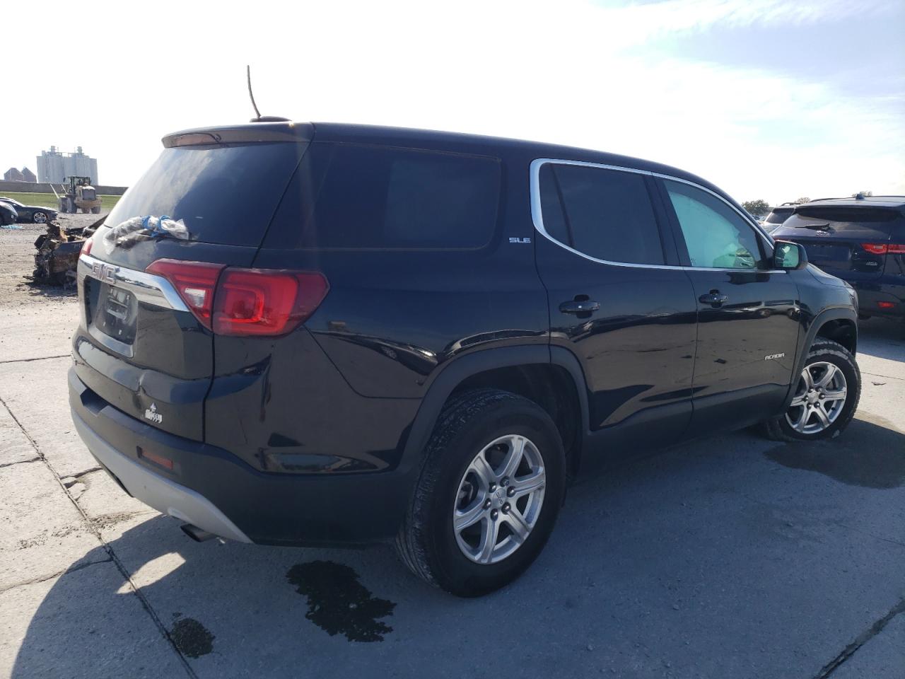 Изображение 3 2019 GMC ACADIA SLE 2019 с VIN 1GKKNKLA4KZ141179