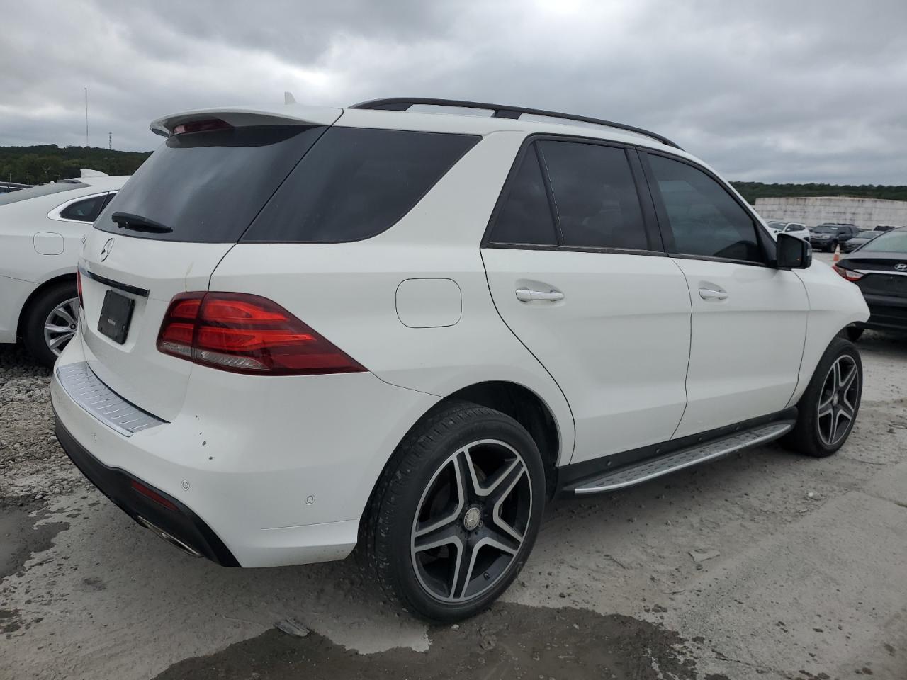 Image 3 of 2016 MERCEDES-BENZ GLE 350 2016 with VIN 4JGDA5JB8GA734834