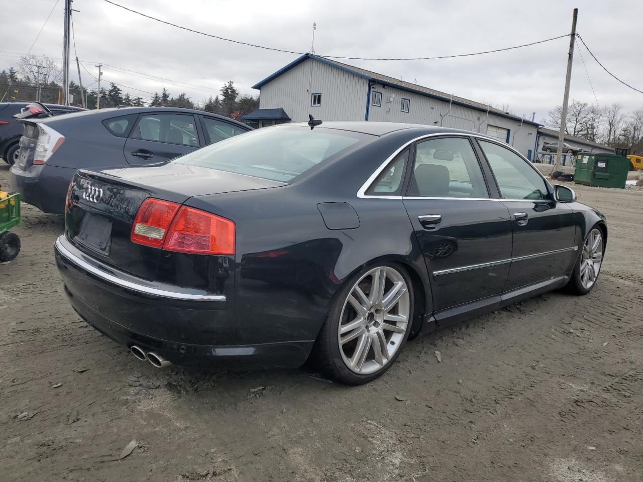 Obraz 3 z 2007 AUDI S8 QUATTRO 2007 z VIN WAUPN44E77N008328