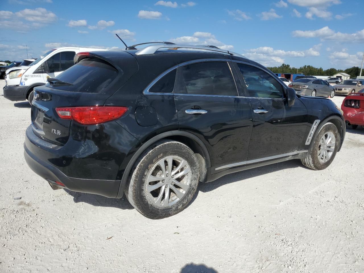 Image 3 of 2010 INFINITI FX35  2010 with VIN JN8AS1MU2AM802534