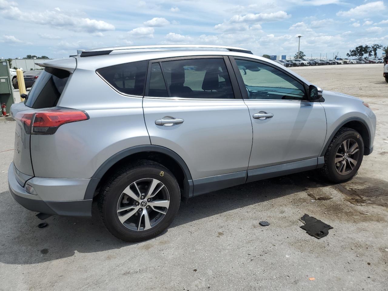Image 3 of 2018 TOYOTA RAV4 ADVENTURE 2018 with VIN 2T3WFREVXJW480983