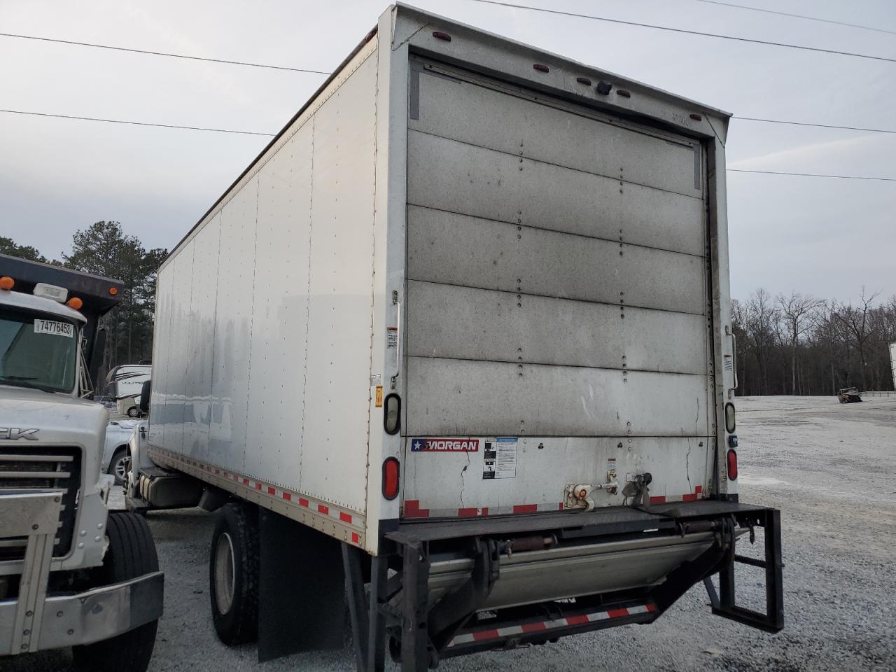 Image 3 of 2016 FORD F650 SUPER DUTY 2016 with VIN 1FDNF6DCXGDA04292