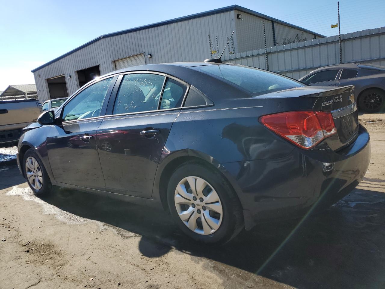 Изображение 2 2015 CHEVROLET CRUZE LS 2015 с VIN 1G1PA5SH7F7266846
