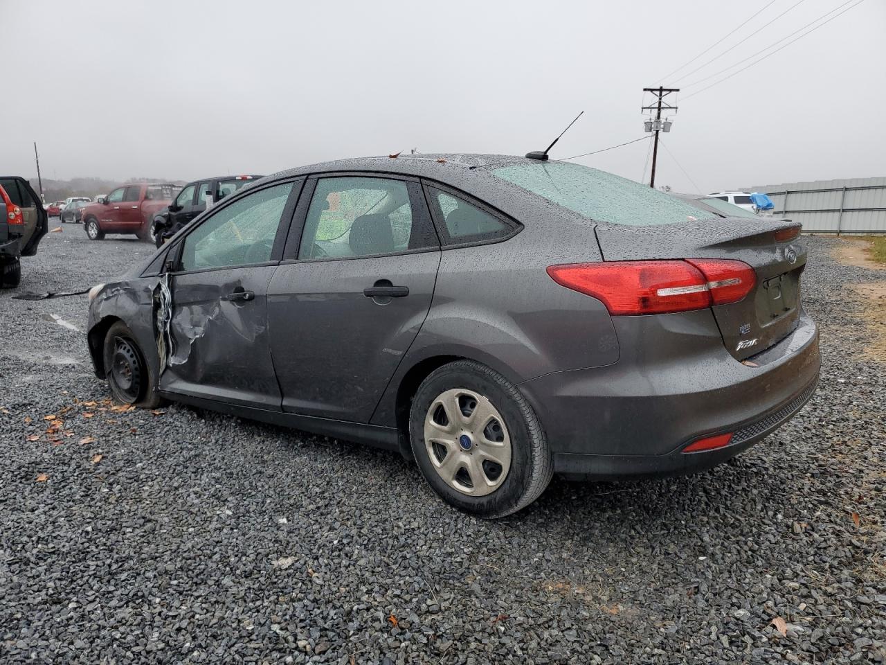Obraz 2 z 2018 FORD FOCUS S 2018 z VIN 1FADP3E25JL226324
