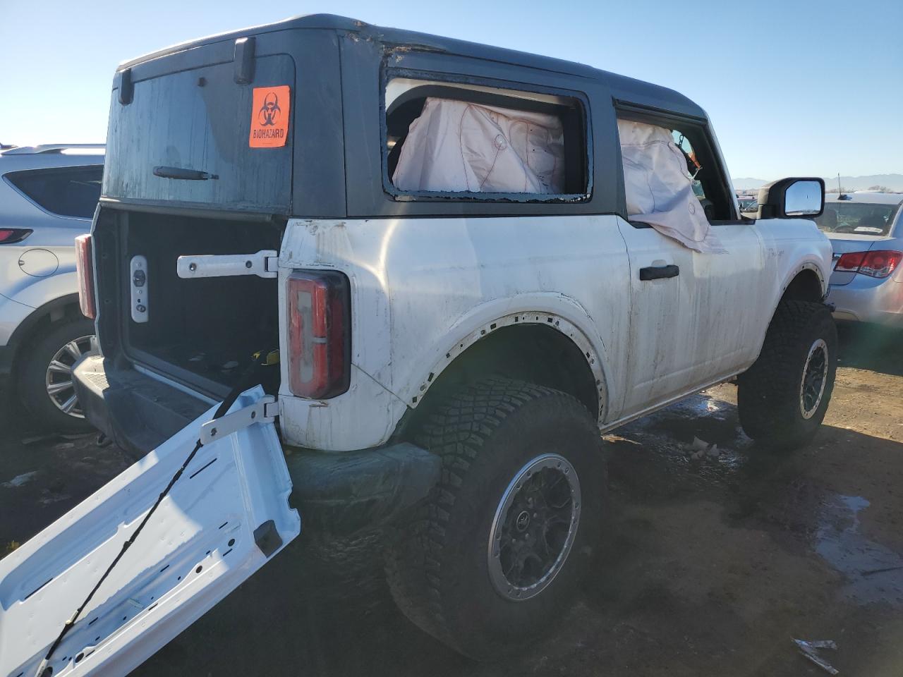 Image 3 of 2023 FORD BRONCO BASE 2023 with VIN 1FMDE5CP4PLA91822