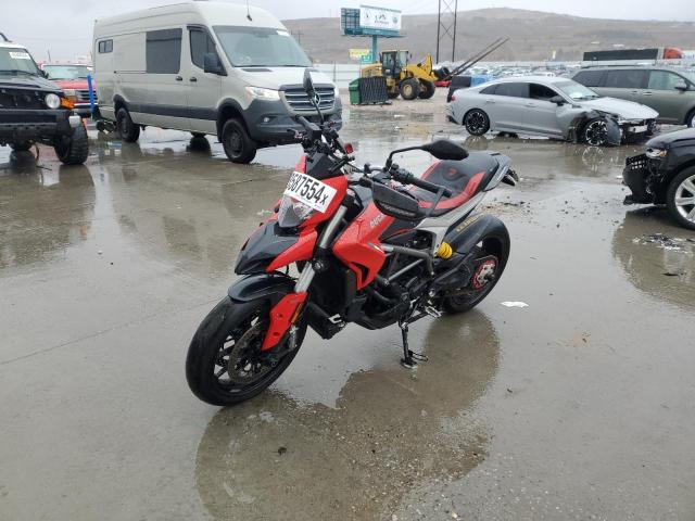 Obraz 2 z 2016 DUCATI HYPERMOTARD 939 2016 z VIN ZDM1YBJS1GB012315