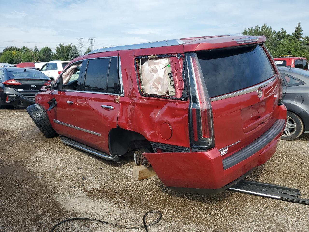 Изображение 2 2015 CADILLAC ESCALADE LUXURY 2015 с VIN 1GYS4BKJ7FR234360