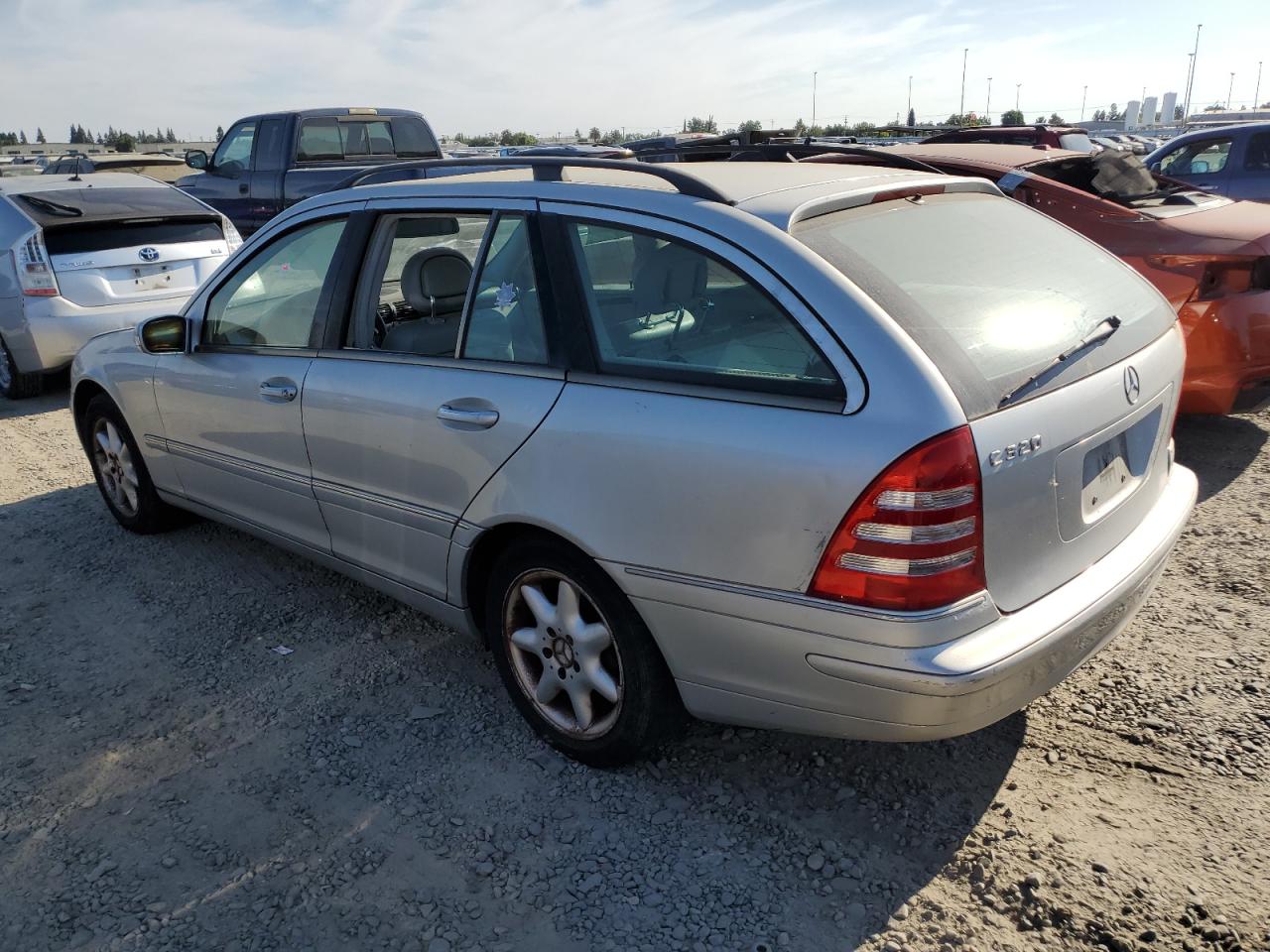 Obraz 2 z 2002 MERCEDES-BENZ C 320 2002 z VIN WDBRH64J52F209819