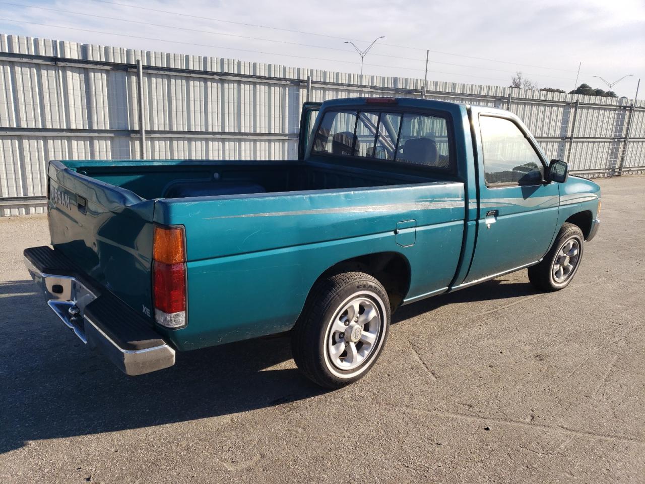 Изображение 3 1996 NISSAN TRUCK BASE 1996 с VIN 1N6SD11S6TC304548
