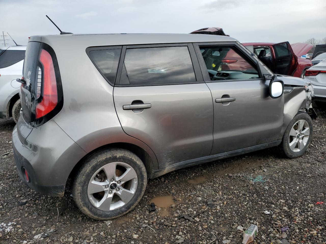 Изображение 3 2017 KIA SOUL  2017 с VIN KNDJN2A28H7435188