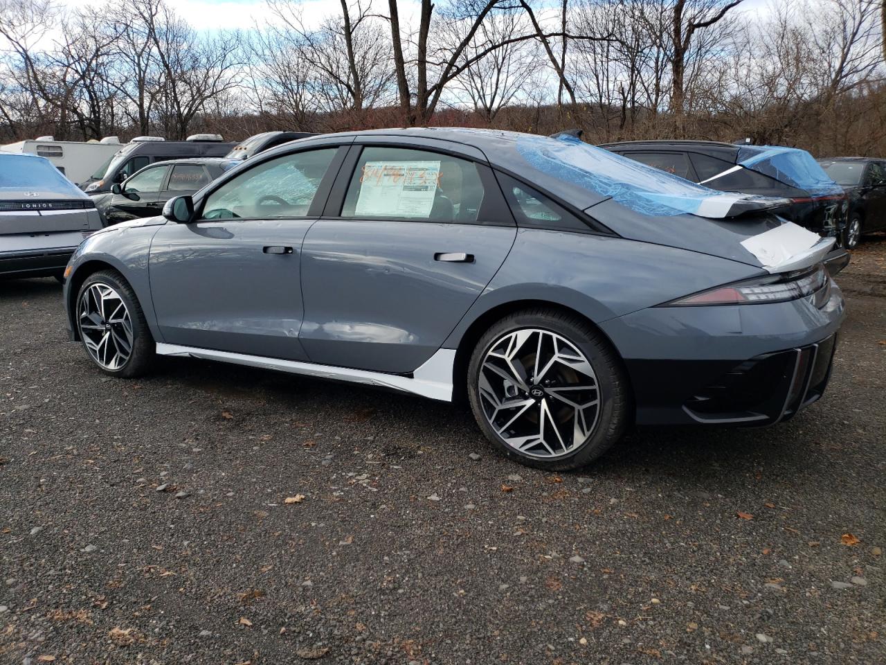Изображение 2 2023 HYUNDAI IONIQ 6 SEL 2023 с VIN KMHM34AC3PA051310