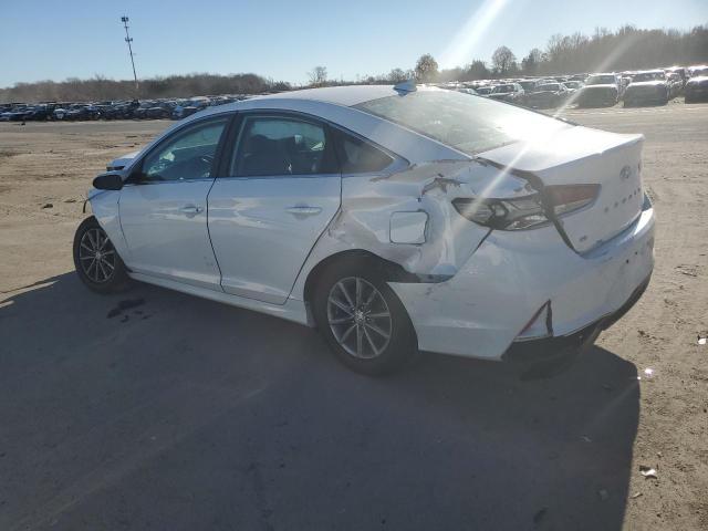 Obraz 2 z 2019 HYUNDAI SONATA SE 2019 z VIN 5NPE24AF3KH790345